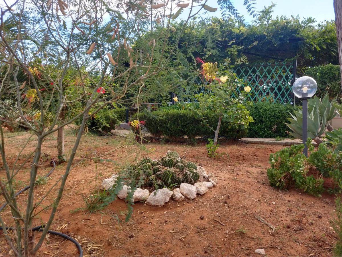 Bed and Breakfast Il Gazebo Scoglitti Exterior foto